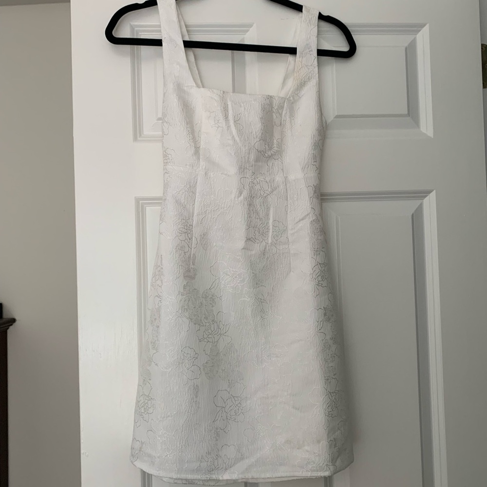 Lulu's White floral jacquard dress tie back